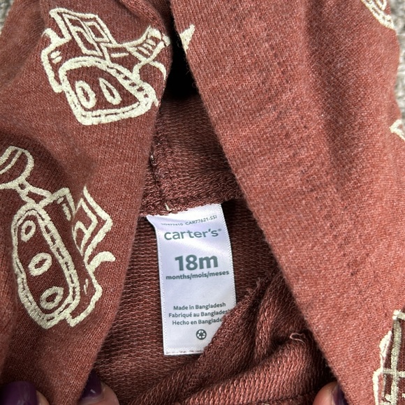 Boys Carter’s matching set 18 months. Brown with cream colored robot design - Picture 3 of 4